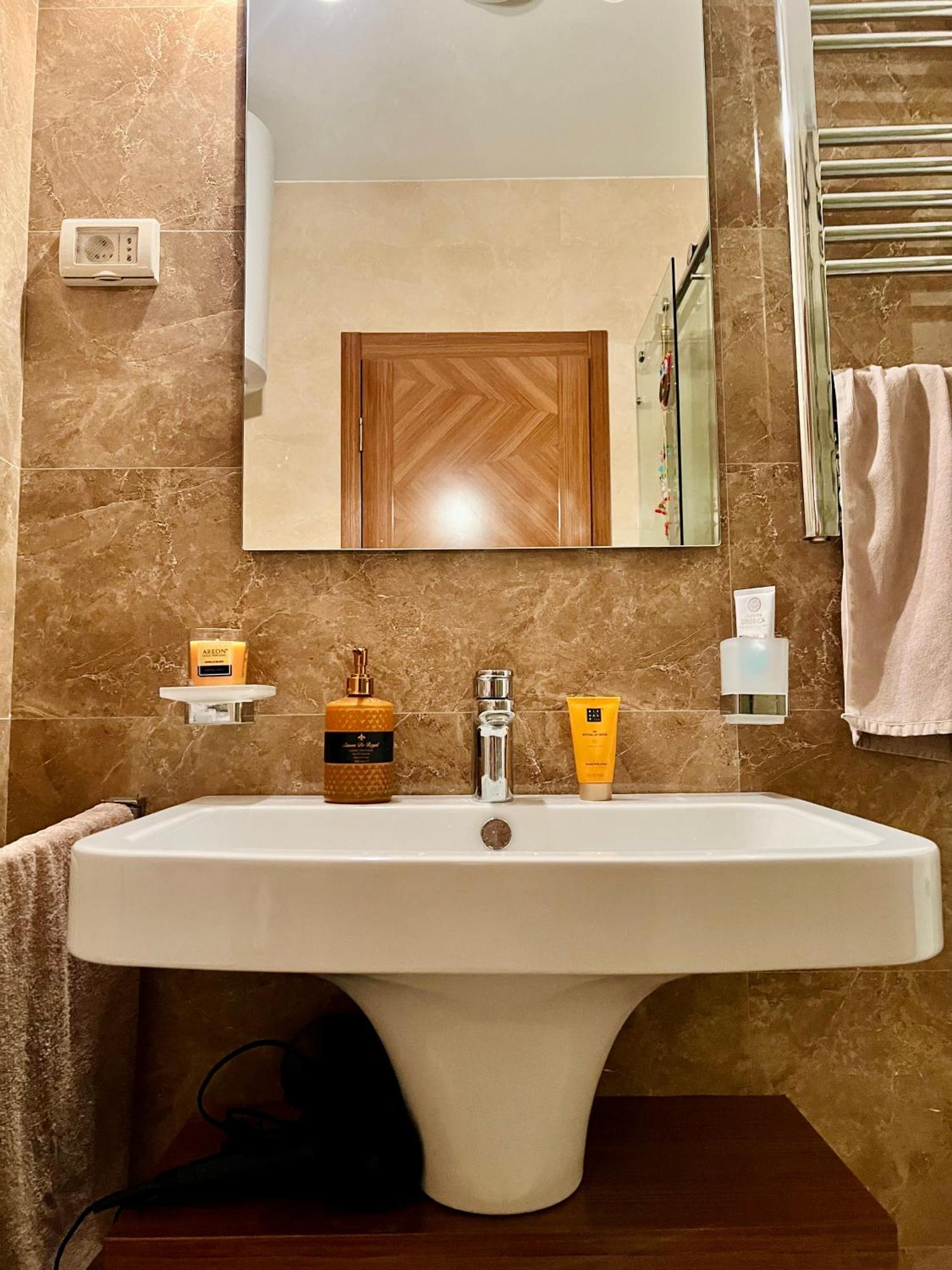 Appartement Center Lux Highrise Podgorica